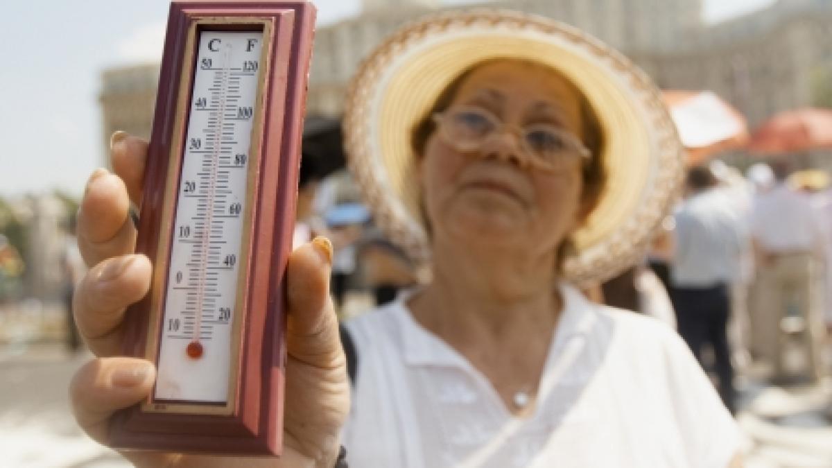 Valul de arşiţă aduce temperaturi de până la 38 de grade. Vezi prognoza meteo