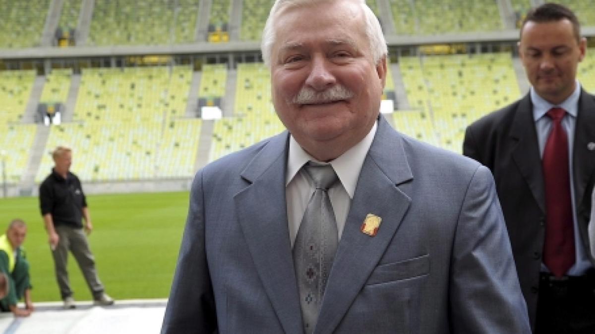 Lech Walesa refuză o înaltă distincţie lituaniană: Sunt &quot;preocupat&quot; de minoritatea poloneză din Lituania