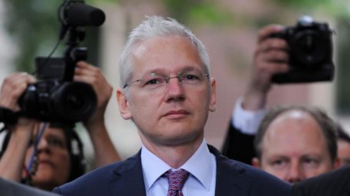 WikiLeaks scoate la licitaţie mai multe obiecte asociate cu Julian Assange