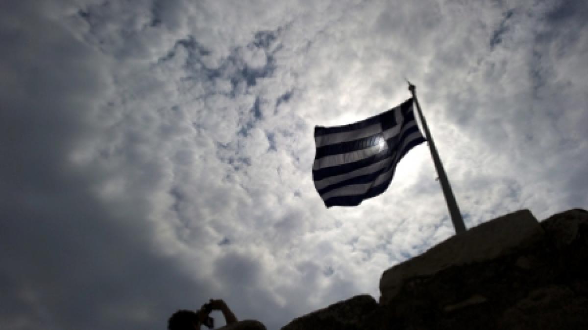 Grecia, cu un picior în prăpastia falimentului. FMI cere reducerea cheltuielilor