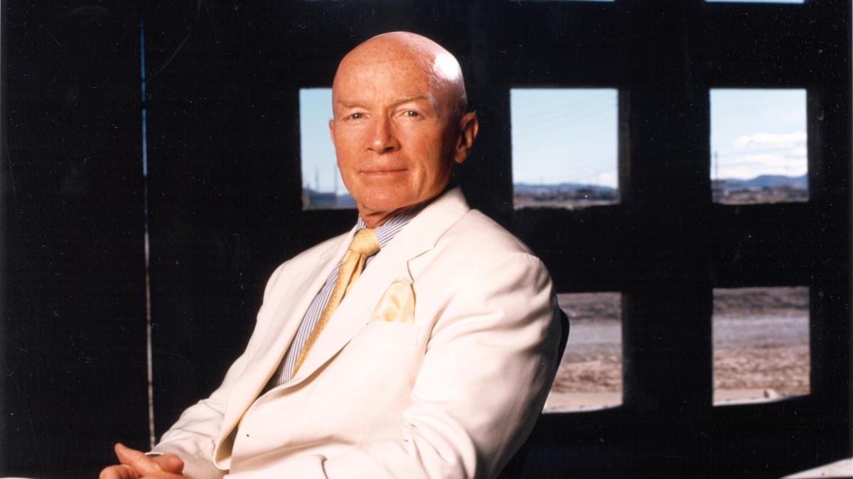 Vom fi din ce in ce mai prezenti in Romania, anunta Mark Mobius, unul dintre cei mai mari investitori in pietele emergente