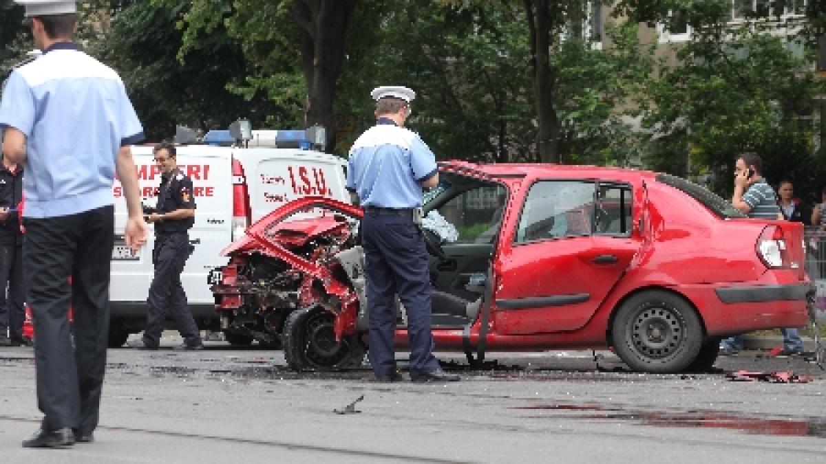 7 morţi şi 23 de răniţi, bilanţul accidentelor rutiere din ultimele 24 de ore. Vezi Infotrafic