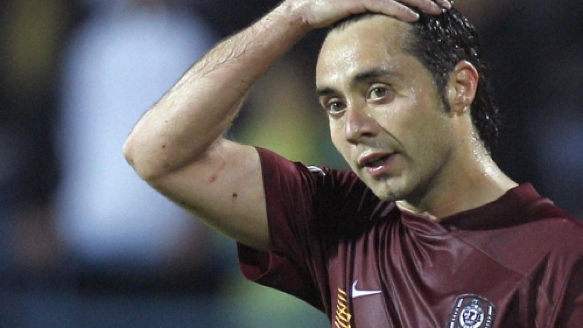 CFR Cluj pierde două puncte pe teren propriu şi acuză arbitrajul: 1-1 cu Petrolul