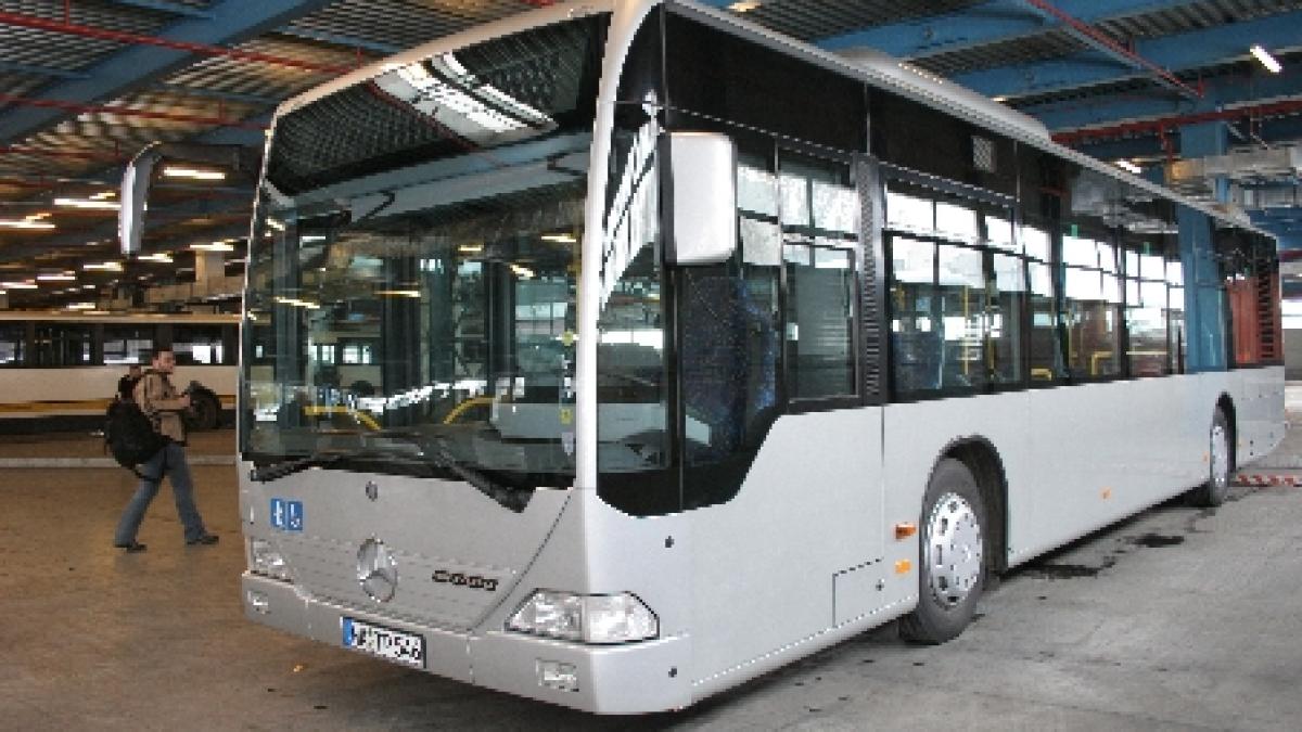 Bucureşti. RATB va înlocui autobuzele uzate de pe traseele preorăşeneşti cu unele Mercedes