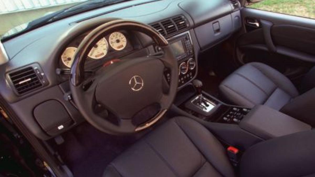 Modele Mercedes cu probleme, în România: 392 SUV-uri ML 55 AMG, rechemate din cauza sistemului cruise control