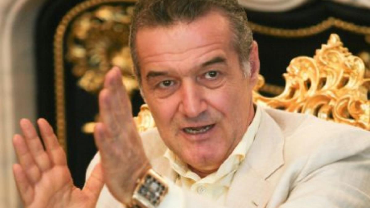 Gigi Becali şi-a comandat costum de aur de 8.000 de euro