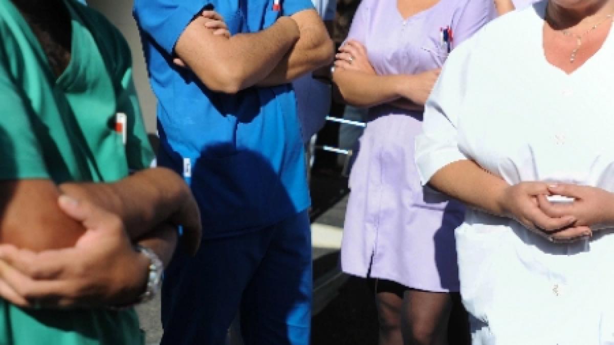 Numărul agresiunilor împotriva cadrelor medicale s-a triplat în 2011. Vezi noile sancţiuni prevăzute