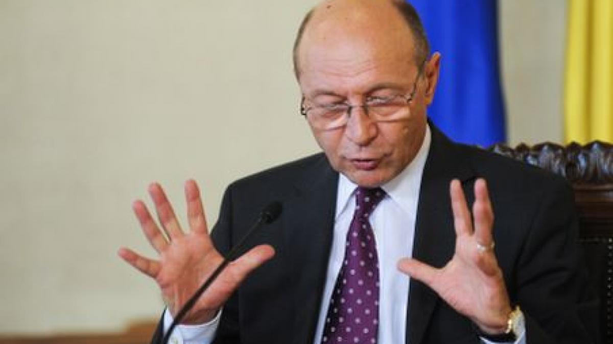 Traian Băsescu: Lansez o invitaţie la reponsabilitate şi la informarea corectă la populaţiei