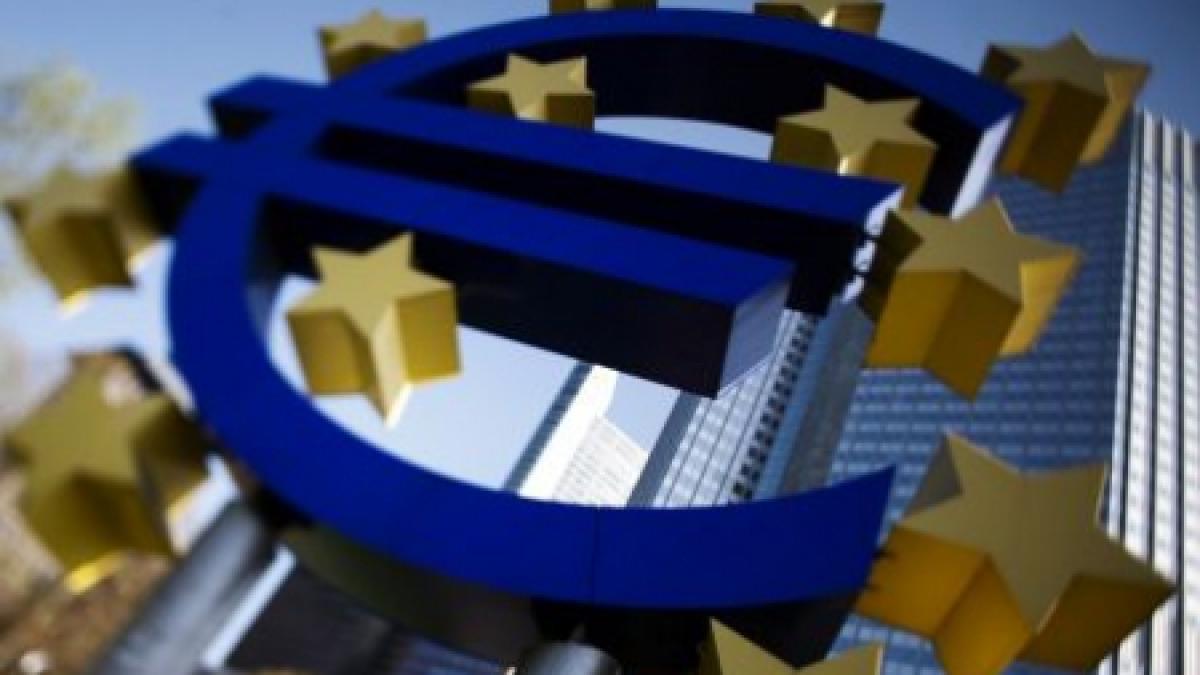 Oficialii europeni curtează China pentru a obţine banii necesari scoaterii UE din criză