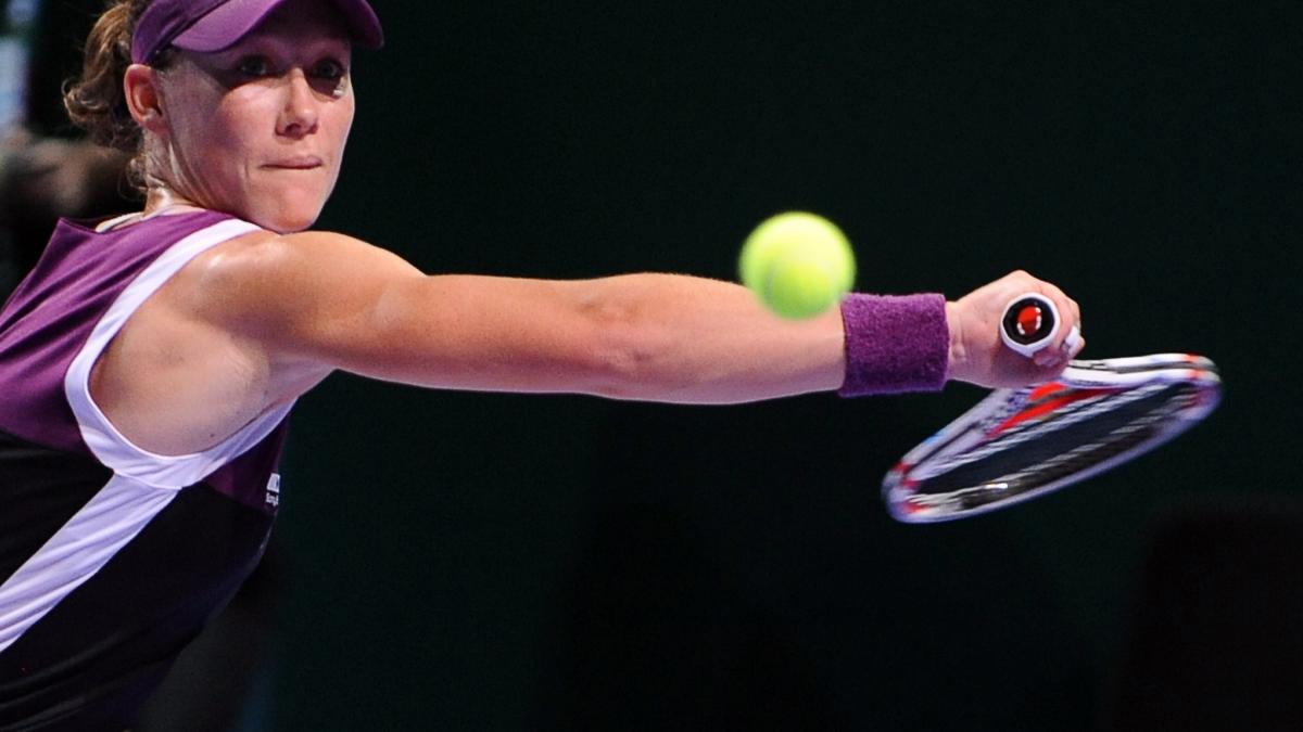 Samantha Stosur şi Vera Zvonareva s-au calificat în semifinalele Turneului Campioanelor