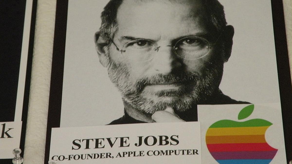 Biografia lui Steve Jobs s-a vândut în peste 370.000 de exemplare în doar o săptămână