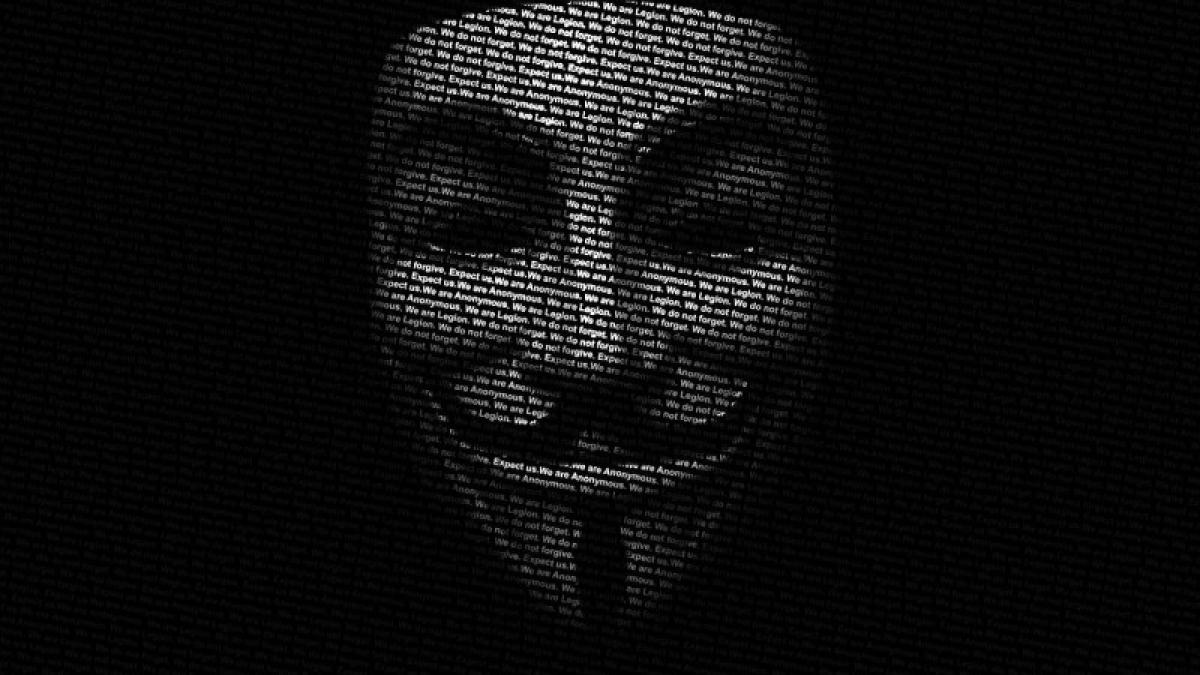 Hackerii Anonymous şi-au propus să marcheze ziua de 5 noiembrie. Vezi aici cum