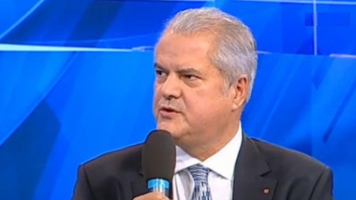 Adrian Năstase: Geoană nu este un bun reprezentant al PSD. Înlocuirea vine în urma unei nemulţumiri