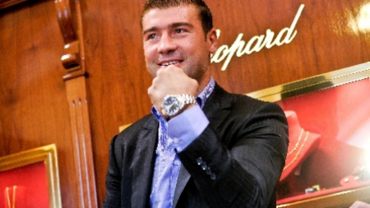 Lucian Bute vrea cetăţenie canadiană. Învaţă pentru examen