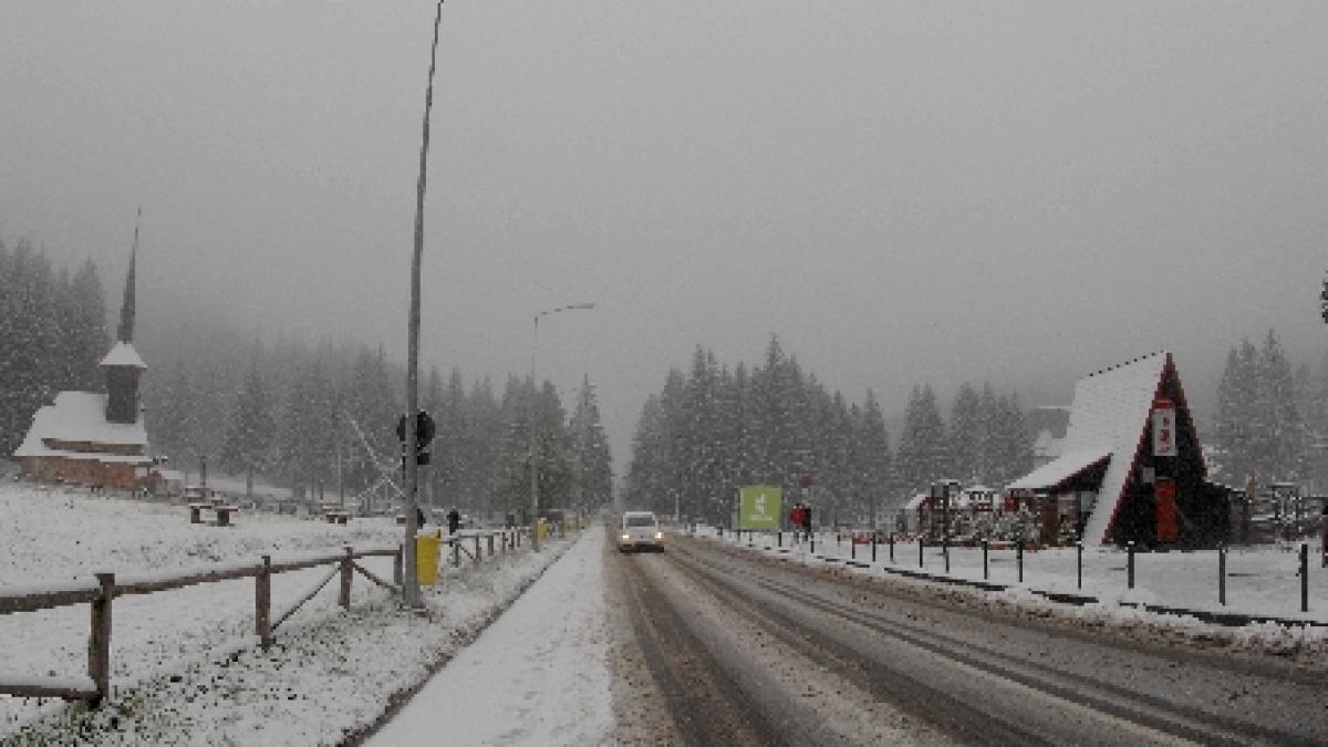 A venit iarna în Maramureş: Ninsori în localităţile montane şi temperaturi sub zero grade Celsius