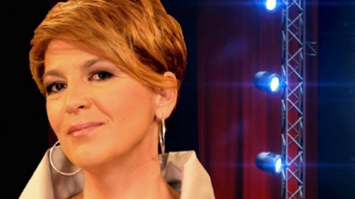 Carmen Avram, pe coperta noului număr al revistei Cariere. Mai avem modele în presa din România?