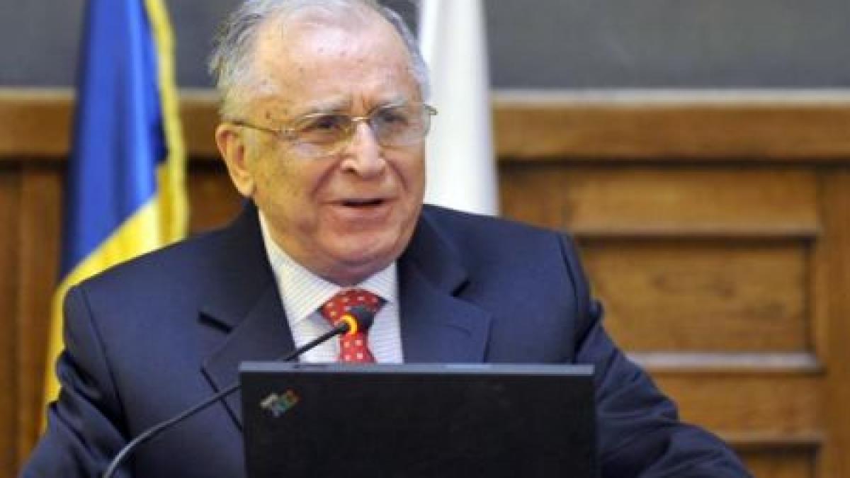 Ion Iliescu a fost externat. Starea sa de sănătate este bună