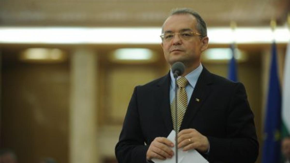 Emil Boc, dispus să demisioneze dacă ţintele economice asumate nu vor fi îndeplinite