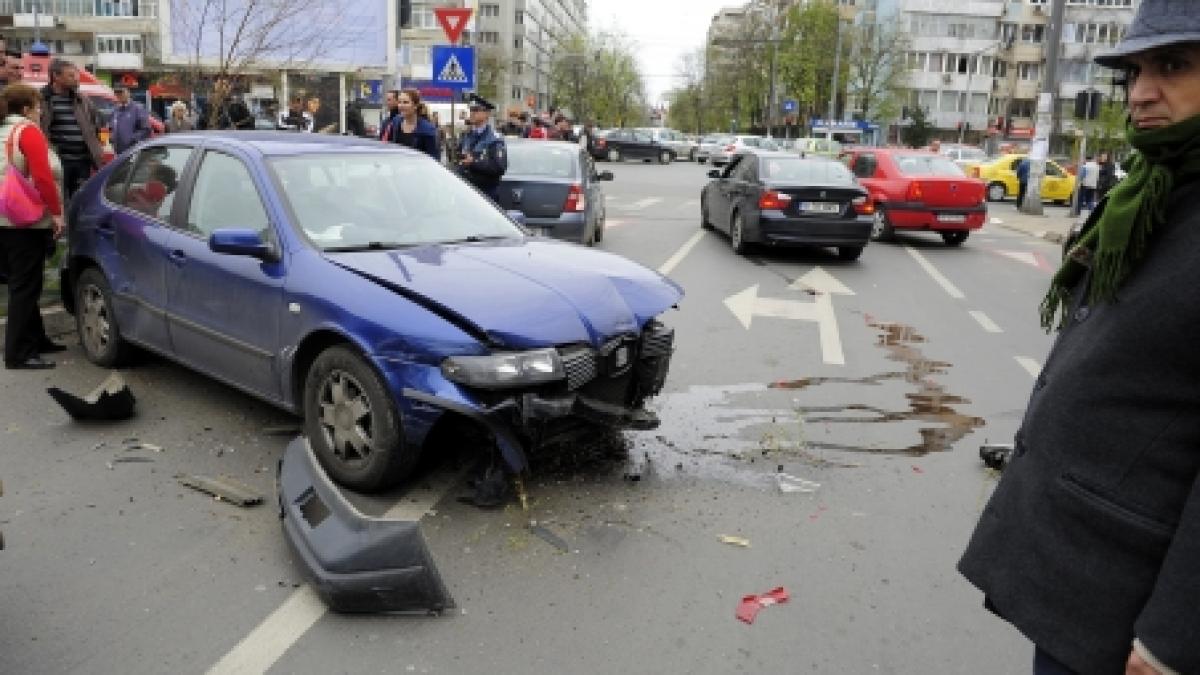 Infotrafic. Nouă morţi şi 20 răniţi, în accidentele din ultimele 24 de ore