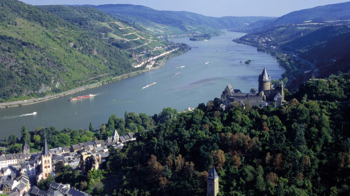 Germania. Circa 45.000 de oameni, evacuaţi din cauza unei bombe de 1,8 tone