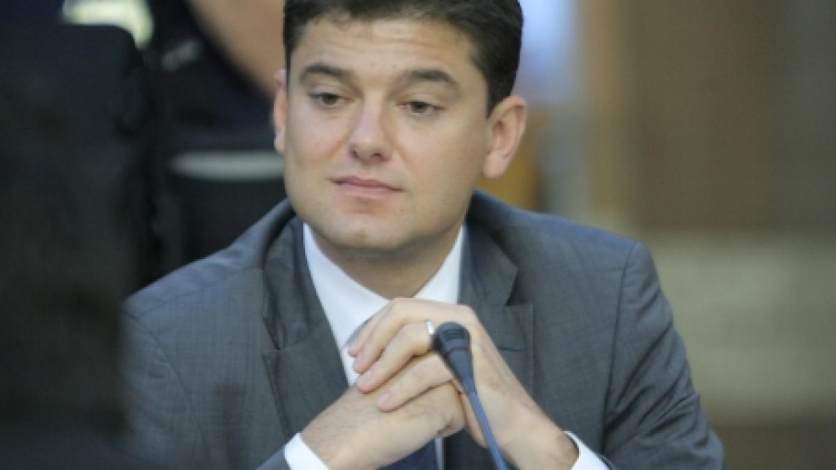 Boureanu, acuzat că a ţepuit cu 250.000 euro o bancă: Ziaristul care a scris asta va plăti creditul meu