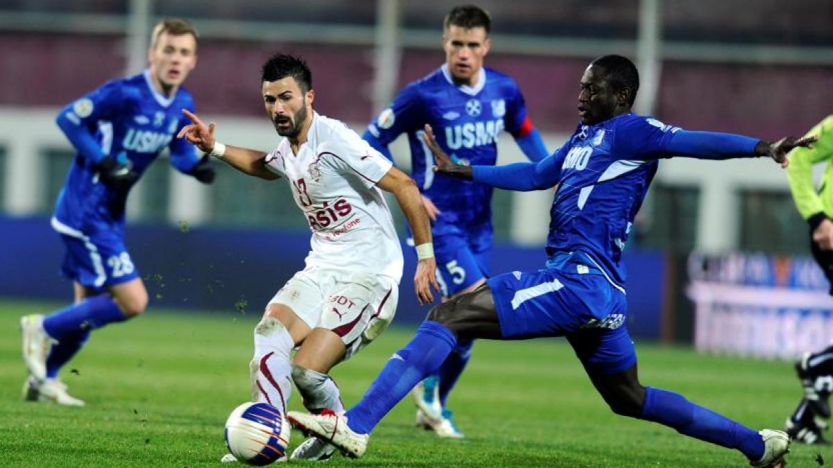 Rapid este prima semifinalistă a Cupei României, după 2-0 cu Pandurii Tg. Jiu