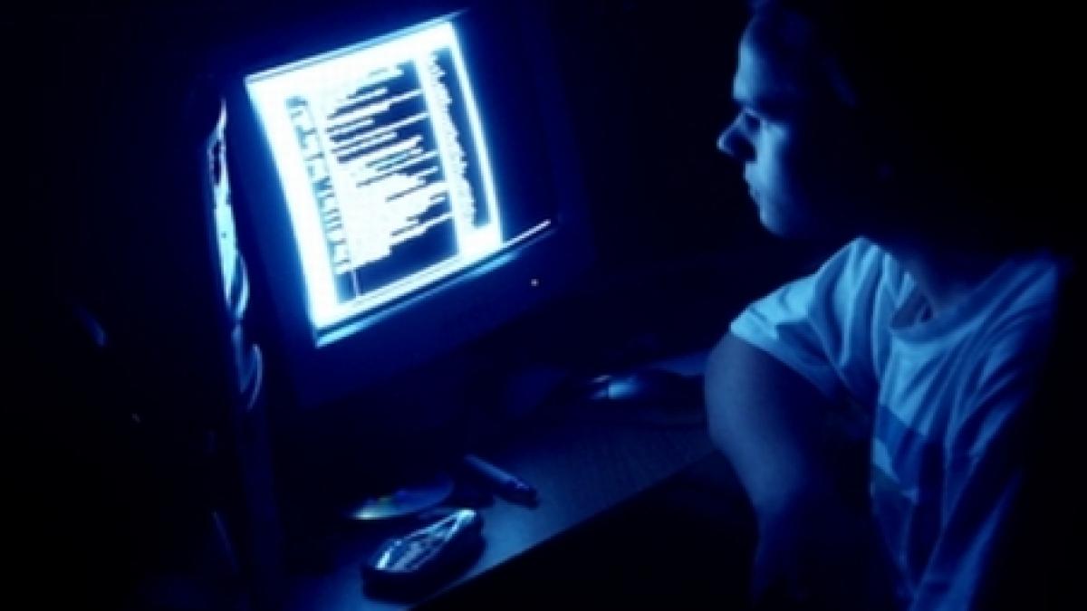 Hackerul clujean, care a spart serverele NASA, a creat un prejudiciu de o jumătate de milion de dolari