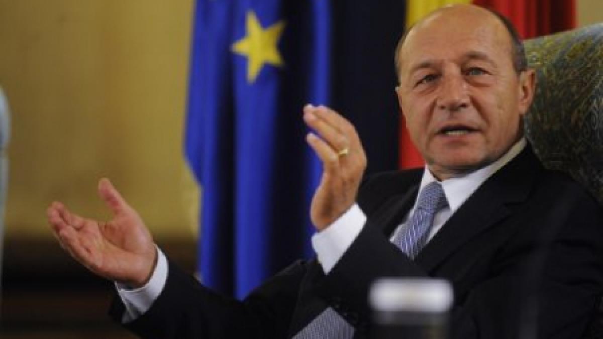 Băsescu: România trebuie să împrumute 16 miliarde de euro în 2013