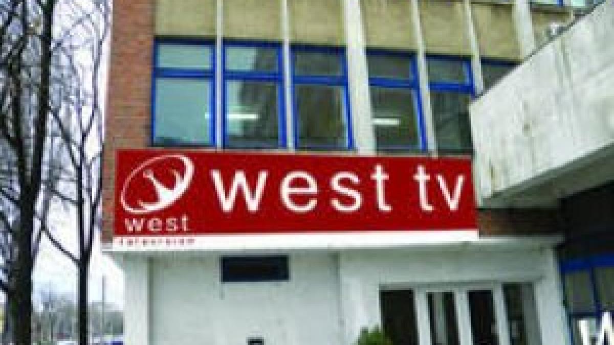 Miting de susţinere pentru West TV, după un nou abuz al RCS-RDS