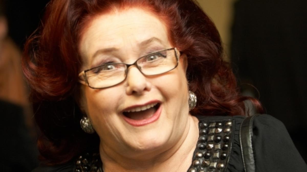 Doamna Teatrului de Revistă, Stela Popescu, a primit o stea pe Walk of Fame din Bucureşti