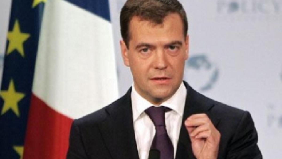 Salvarea UE, la mâna Rusiei. Medvedev: Suntem dispuşi să facem investiţii pentru susţinerea zonei euro