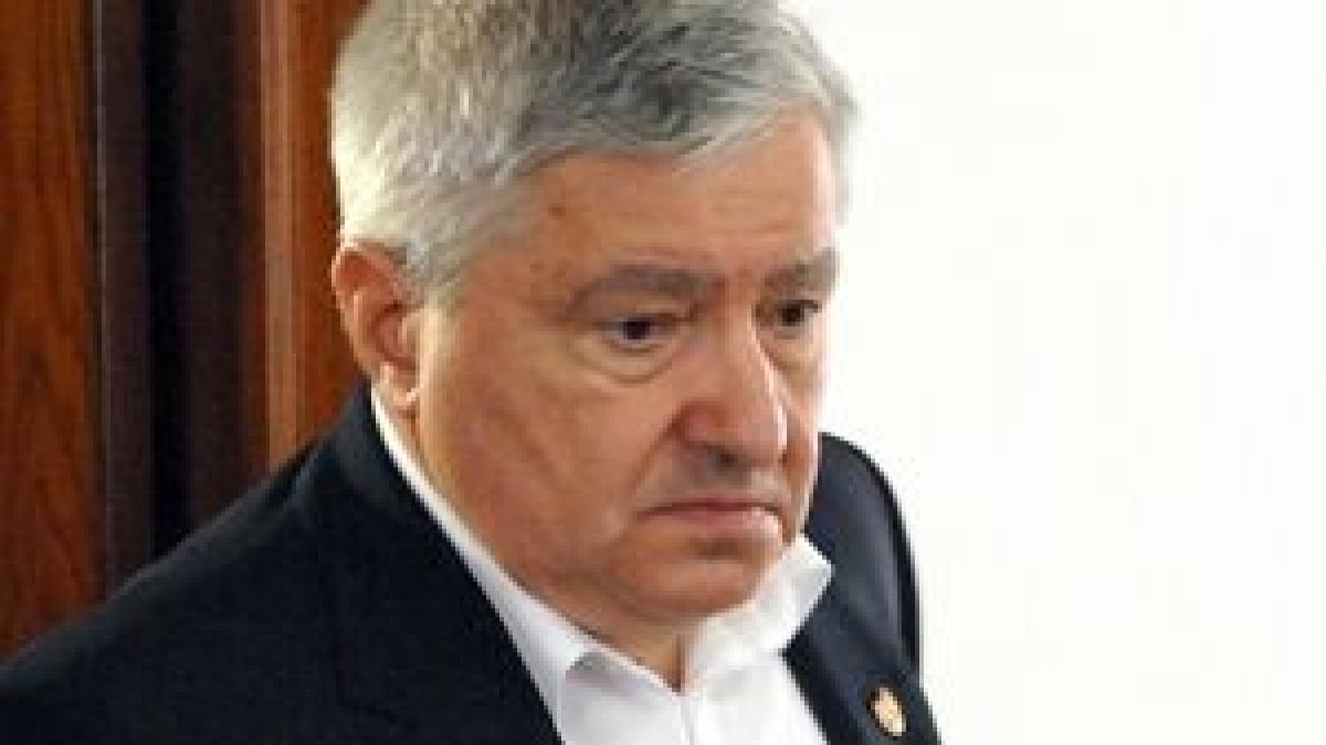 Senatorul Şerban Mihăilescu, condamnat la un an de închisoare cu suspendare