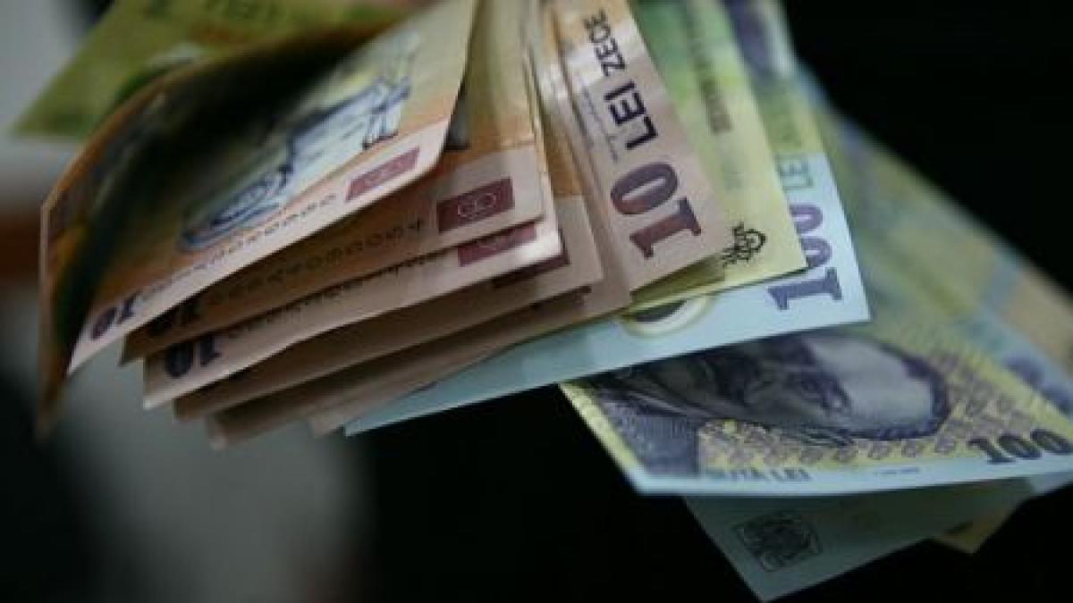 Leul prinde forţă la sfârşit de an! De ce a ajuns euro la cel mai scăzut nivel din ultimele două luni, faţă de moneda naţională