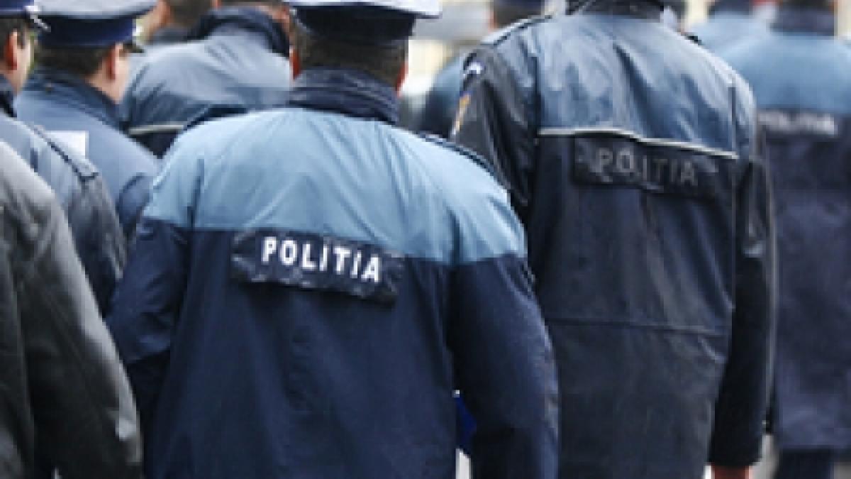 Poliţist ucigaş: Bărbatul decedat într-o secţie de poliţie din Botoşani a murit din cauza loviturilor primite de la agent