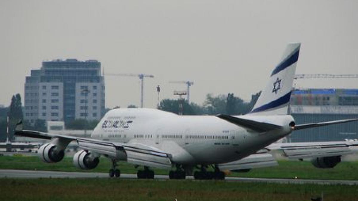 Un avion din Tel Aviv cu 141 de pasageri a aterizat în siguranţă pe aeroportul Otopeni după ce anunţase probleme la flapsuri