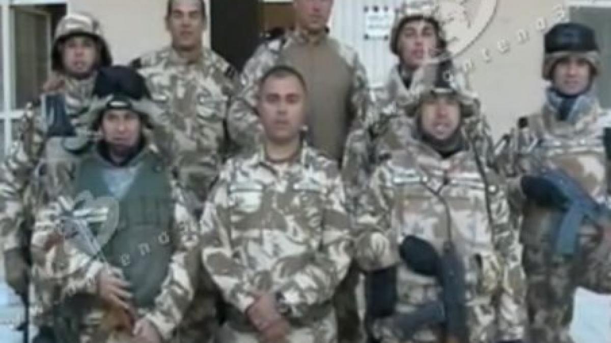 Militarii români din Afganistan transmit mesaje de Crăciun familiilor de acasă