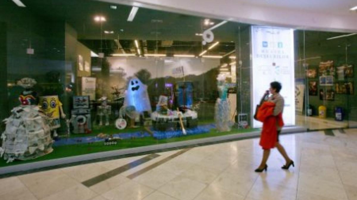 Se nasc noi tradiţii. Mulţi români au ales mall-ul pentru Crăciun 