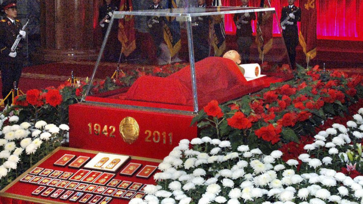 Ambasadorul Chinei în Coreea de Nord, singurul oficial străin prezent la funeraliile lui Kim Jong-il