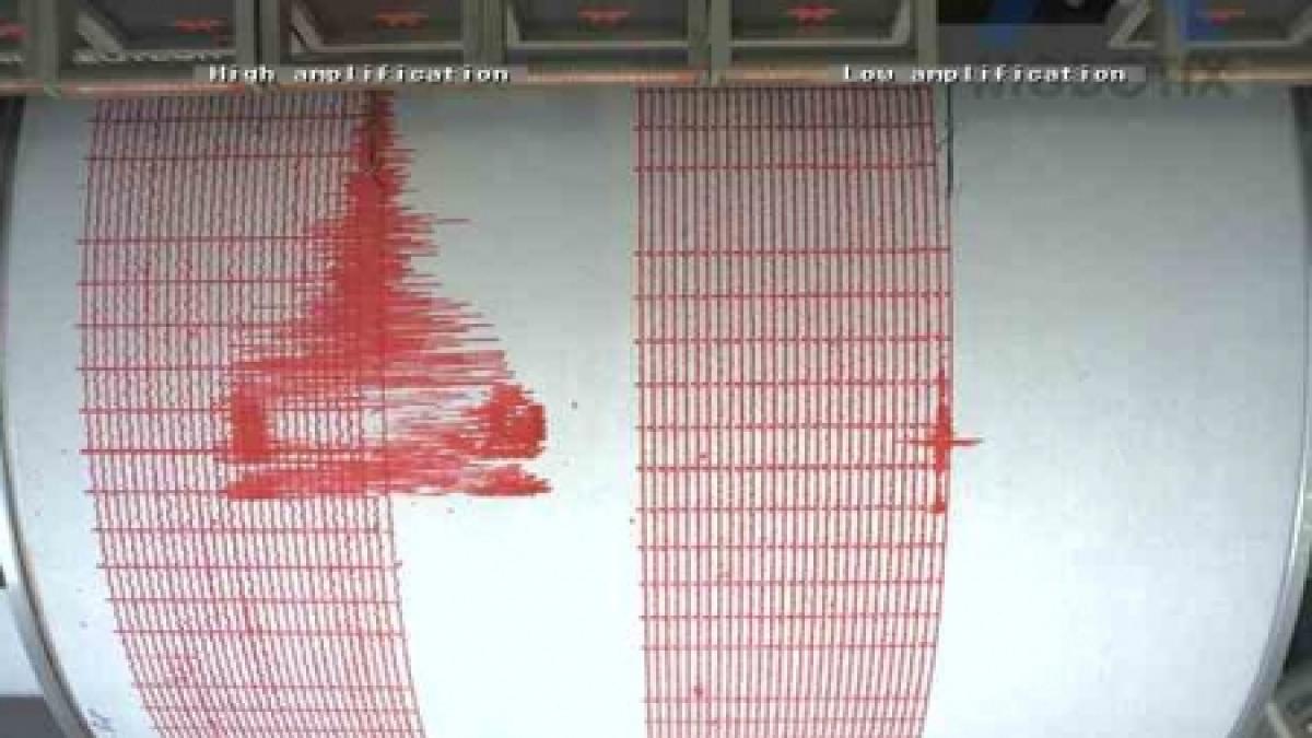 Seism cu magnitudinea 7.3 pe scara Richter lângă insula Sumatra. A fost emisă alertă de tsunami