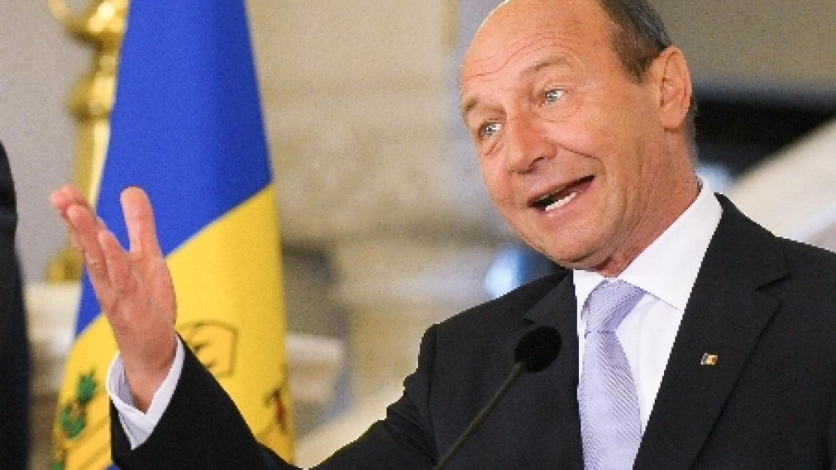 Traian Băsescu vs Raed Arafat. Ministrul Sănătăţii evită să se implice