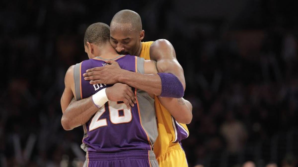 Kobe Bryant a marcat 48 de puncte, iar Lakers a câştigat cu 99-83 în faţa lui Phoenix Suns