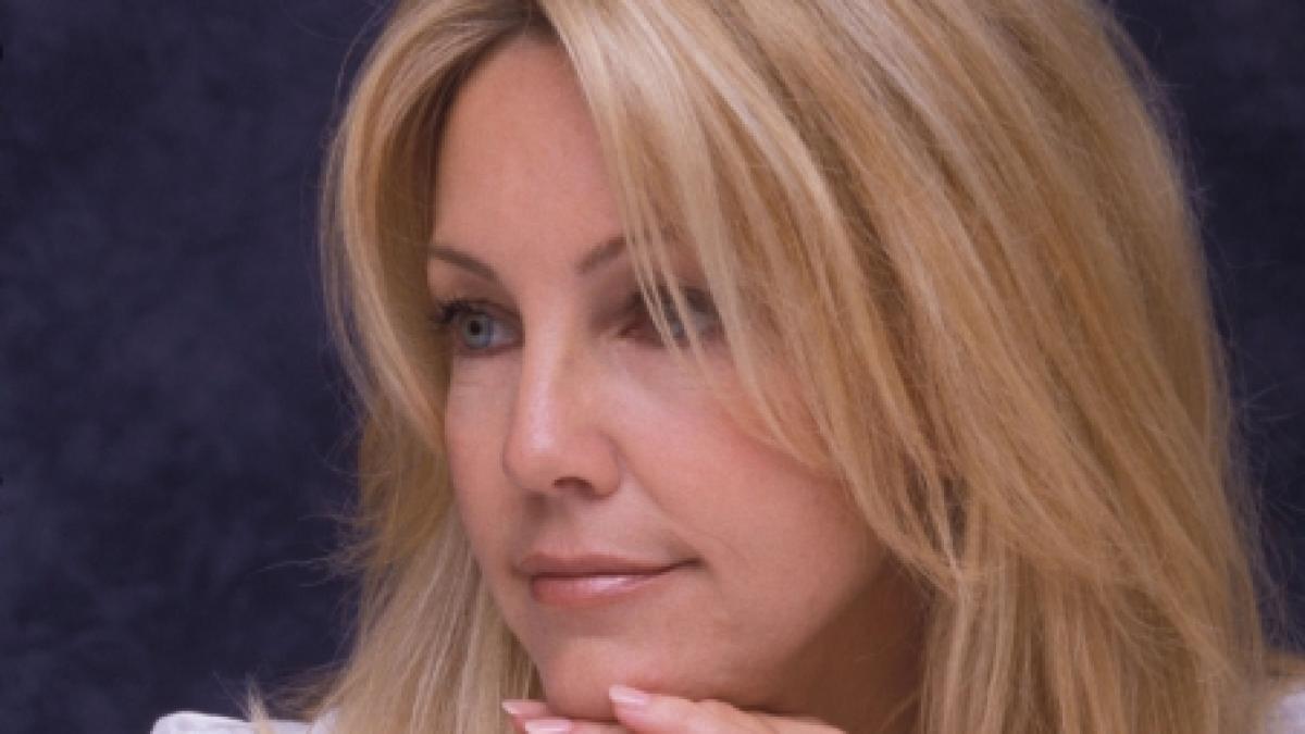 Heather Locklear, internată de urgenţă. Actriţa a făcut abuz de alcool şi medicamente