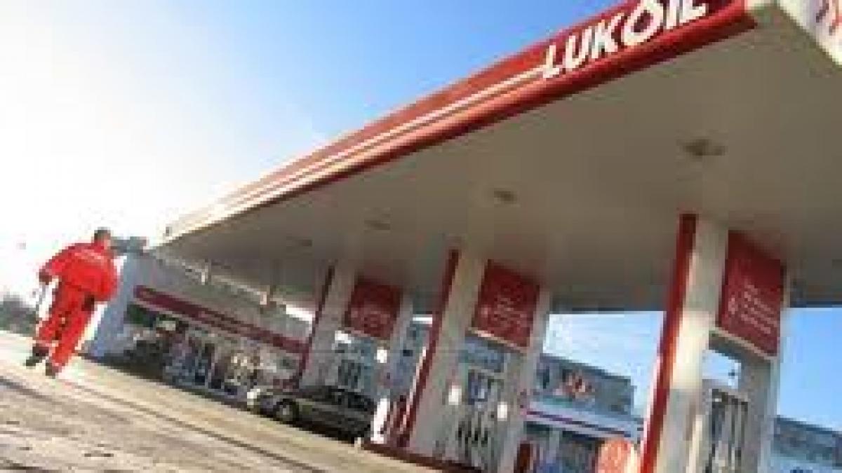 Si Lukoil contesta in instanta amenda de la Consiliul Concurentei. Din cele cinci companii implicate in dosar, patru merg in justitie sa o conteste, doar Eni nu a anuntat daca va plati amenda sau nu