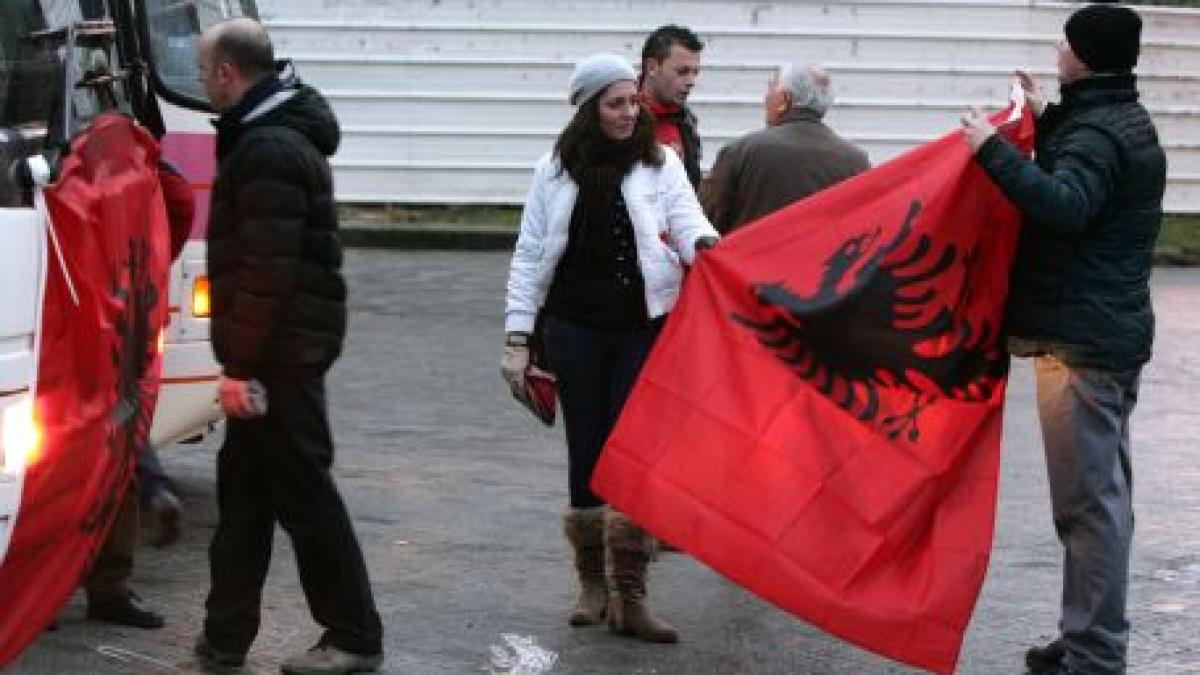 Confruntări violente la graniţa dintre Kosovo şi Serbia