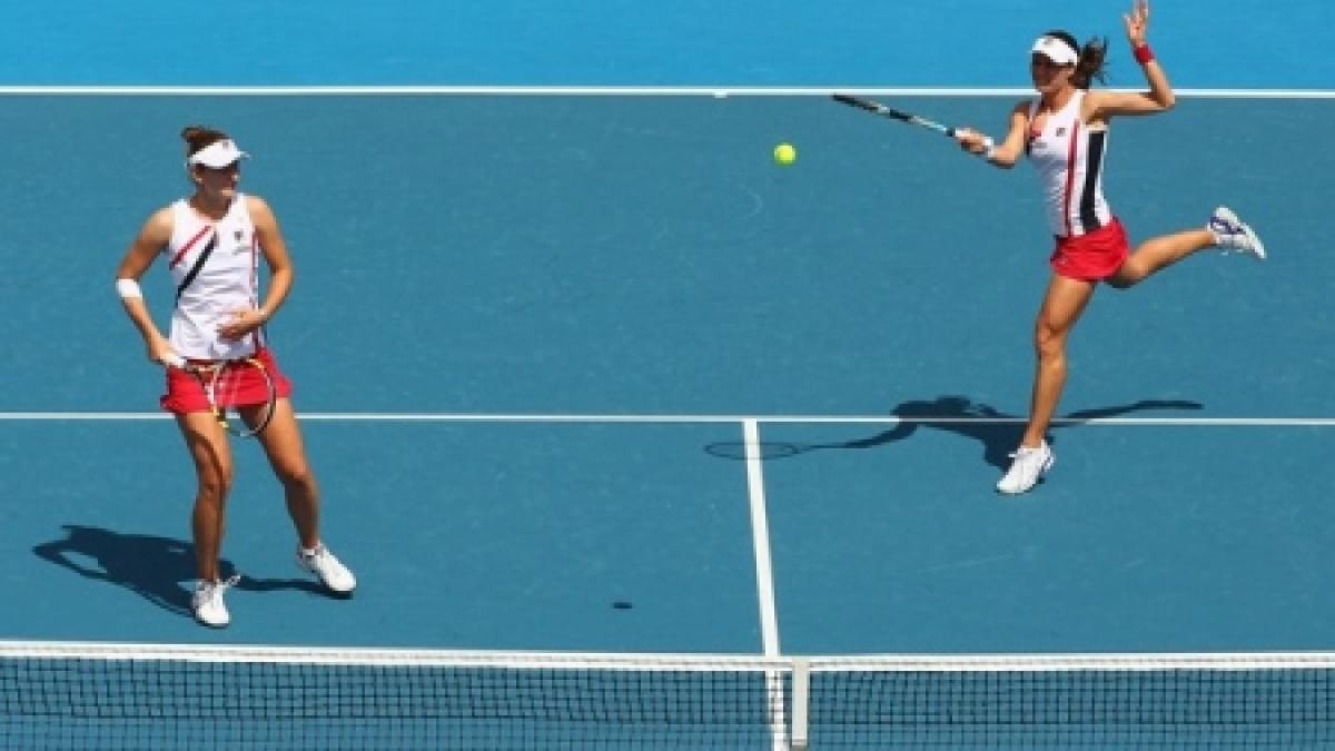 Irina Begu şi Monica Niculescu au câştigat finala de dublu de la Hobart