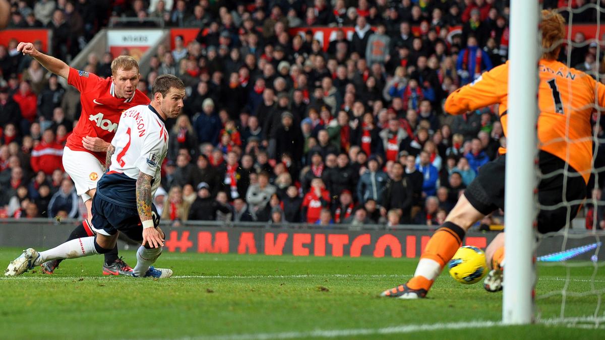 Premier League: Scholes a revenit cu gol pe Old Trafford