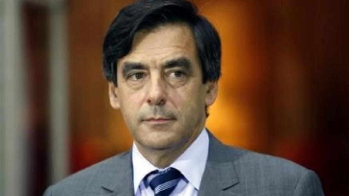 Premierul Francois Fillon: Retrogradarea Franţei la AA+ nu trebuie dramatizată