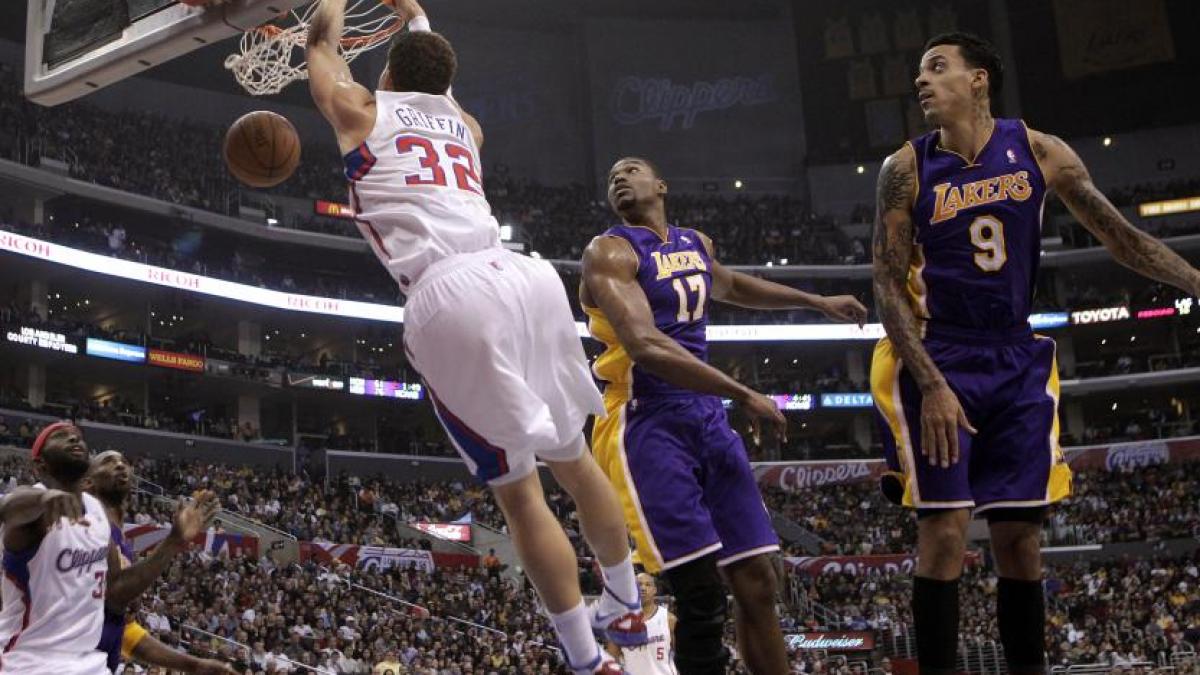 Kobe Bryant a marcat din nou peste 40 de puncte, dar Lakers a pierdut duelul cu Clippers