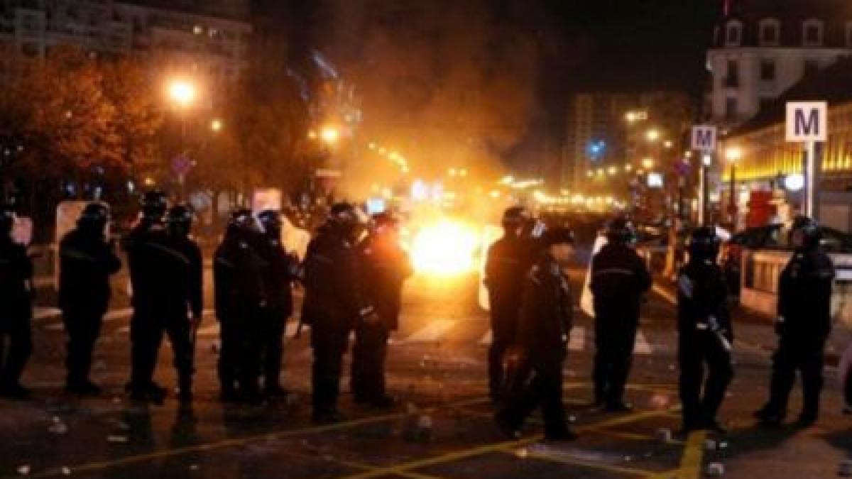 247 de persoane, sancţionate după protestele violente din Capitală