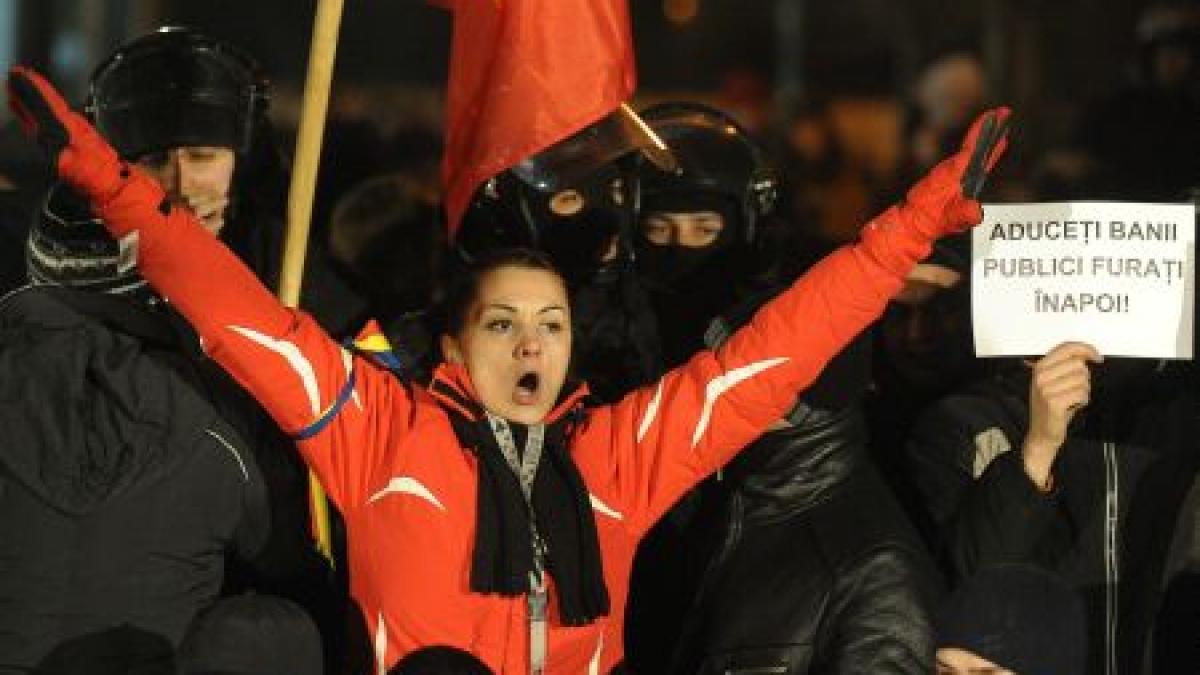 Protestele se extind şi dincolo de graniţe. Românii din Londra, solidari cu manifestanţii din ţară